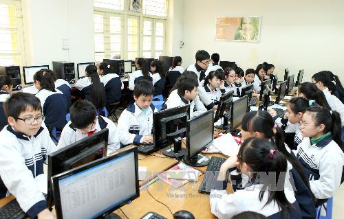 Tích cực ứng dụng công nghệ thông tin trong đổi mới giáo dục ảnh 1